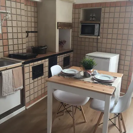 Casa Vacanze Santa Caterina Apartment *